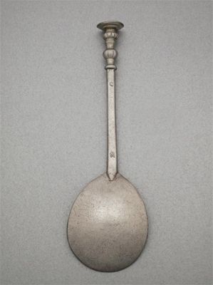 Appraisal: East Anglia A cCommonwealth spoon with a large vase shaped