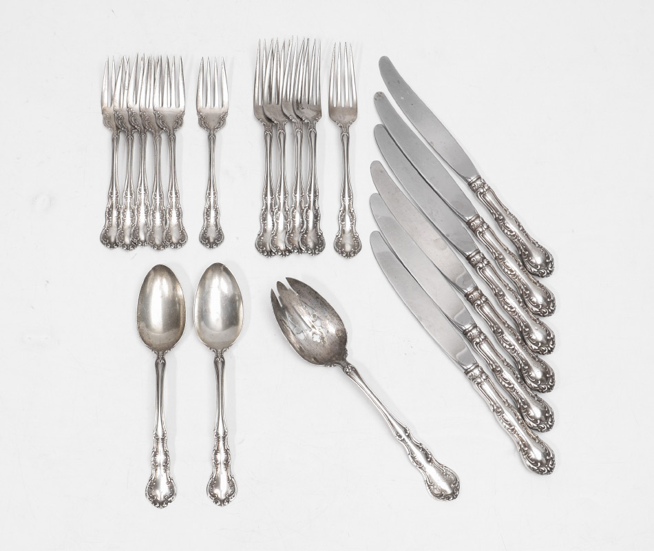 Appraisal: PIECE WALLACE ''IRVING'' STERLING FLATWARE piece partial service in the