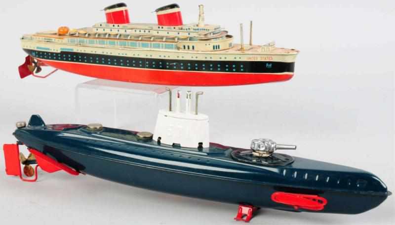 Appraisal: Lot of Battery-Operated Toy Boats Japanese Working Includes one United