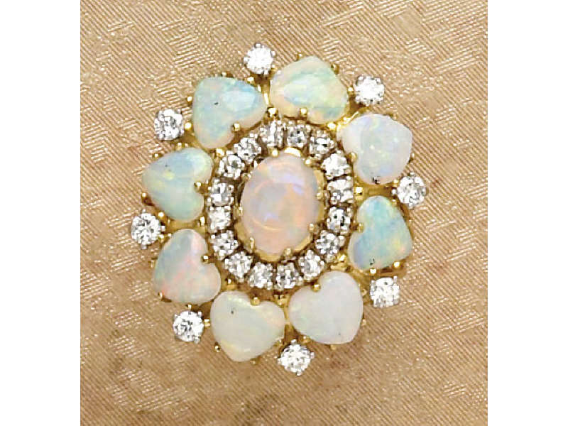 Appraisal: OPAL RING k yellow gold ring set with one oval