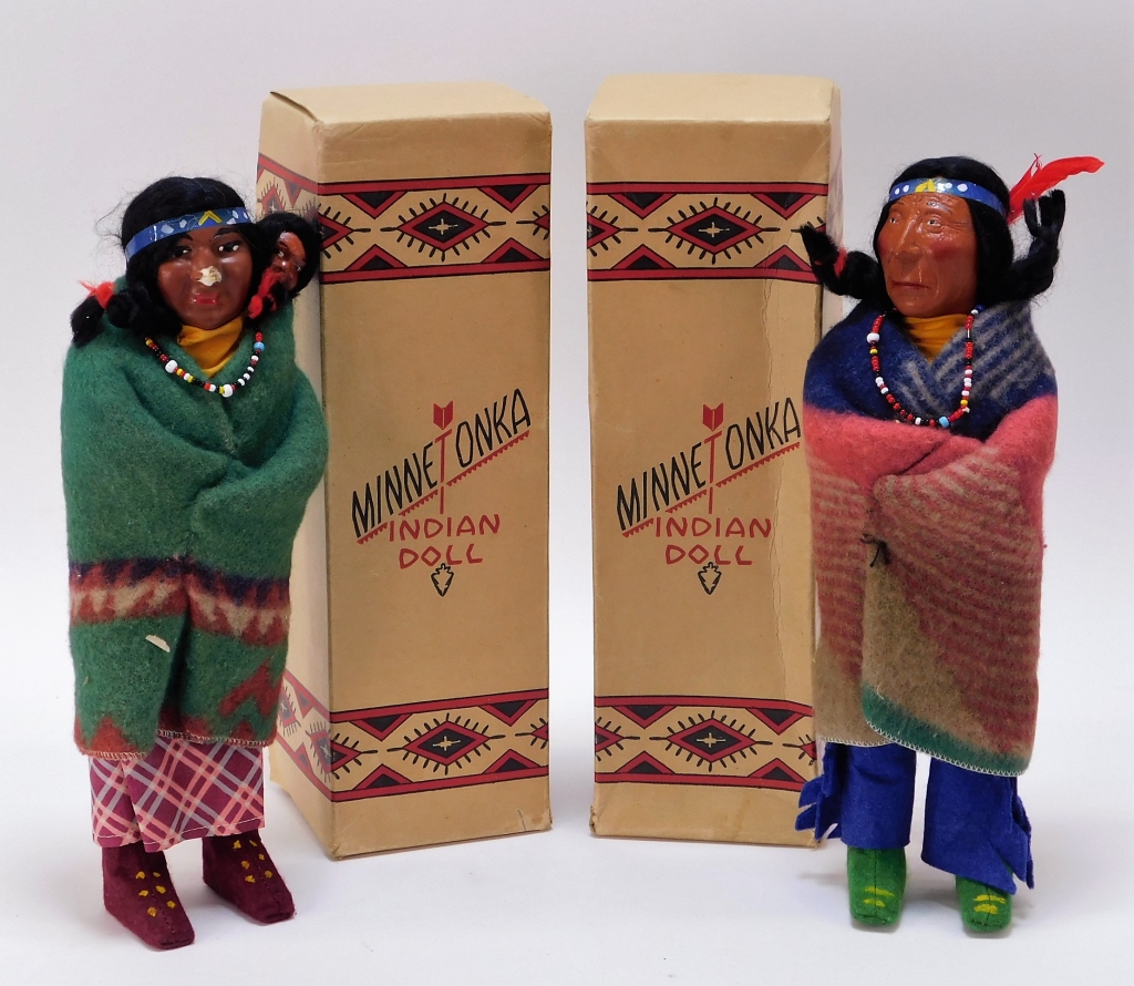 Appraisal: PR ANTIQUE NATIVE AMERICAN MINNETONKA INDIAN DOLLS United States th