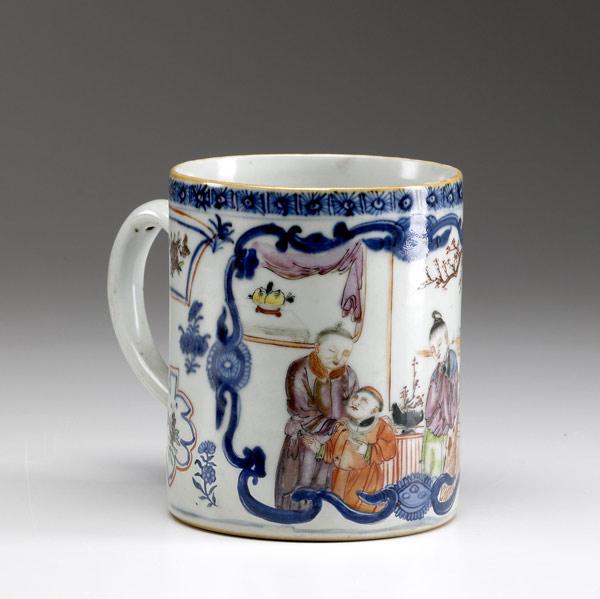 Appraisal: CHINESE EXPORT Cider mug decorated with Asian figures ca -