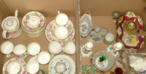 Appraisal: Selection of china to include a pair of Coalport flower