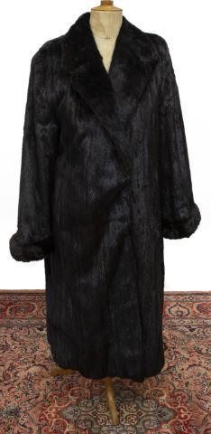 Appraisal: Ladies Valentino dark brown mink coat dark brown interior lining