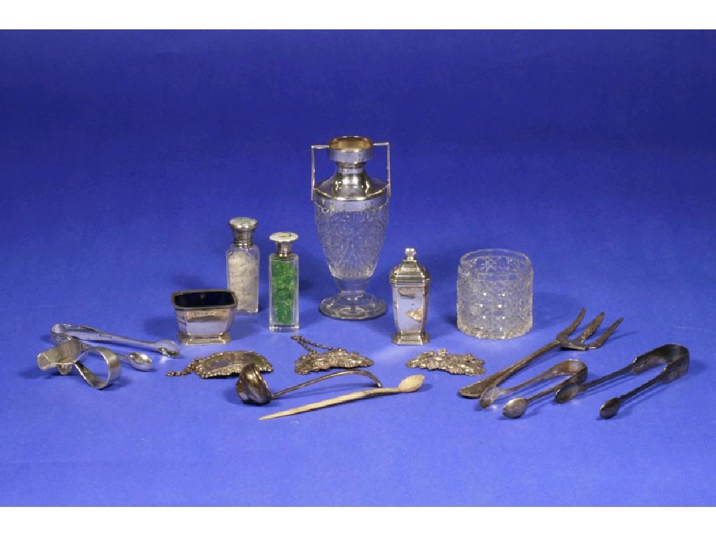 Appraisal: A MIXED COLLECTION OF SILVER comprising two smelling salts bottles