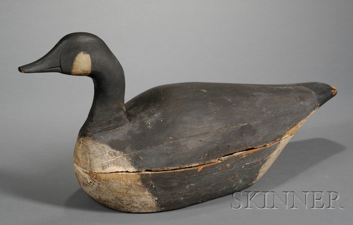 Appraisal: Large Carved and Painted Canada Goose Decoy America early to