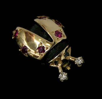 Appraisal: A Cute Gold Ladybug Pin with Diamonds and Rubies k