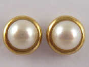 Appraisal: A pair of yellow metal tests carat gold cultured pearl