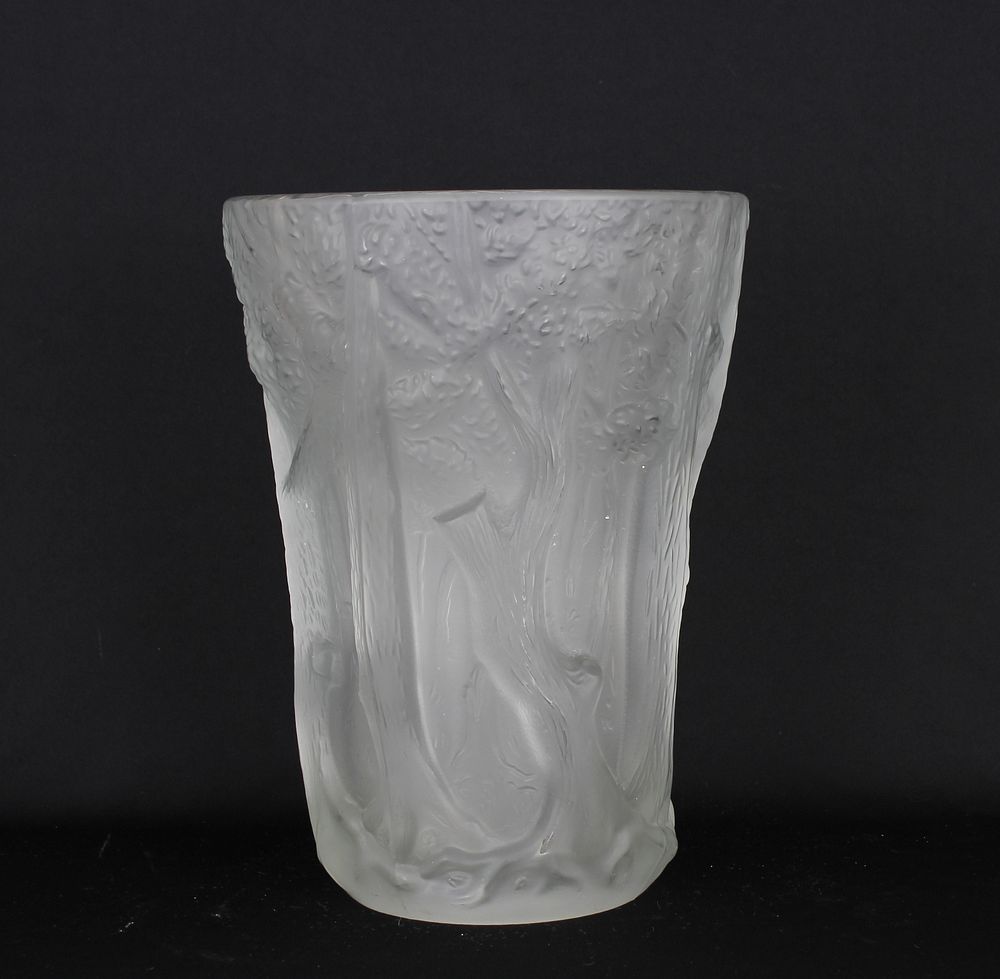 Appraisal: Lalique Style Frosted Ice Bucket Lalique Style Frosted Ice Bucket