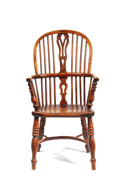 Appraisal: A MID TH CENTURY LINCOLNSHIRE YEW AND ELM WINDSOR ARMCHAIR