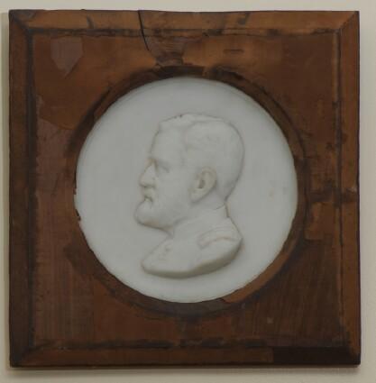 Appraisal: AMERICAN SCHOOL TH C RELIEF PORTRAIT BUST OF AN OFFICER