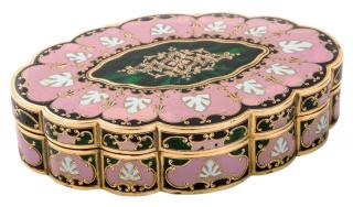 Appraisal: A CONTINENTAL GOLD AND ENAMEL SNUFF BOX TH CENTURY A