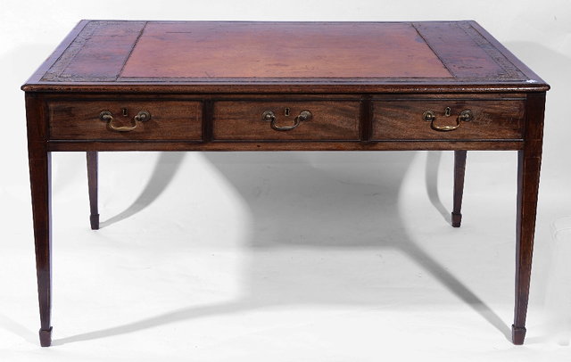 Appraisal: A GEORGIAN STYLE MAHOGANY RECTANGULAR LIBRARY TABLE with a gold