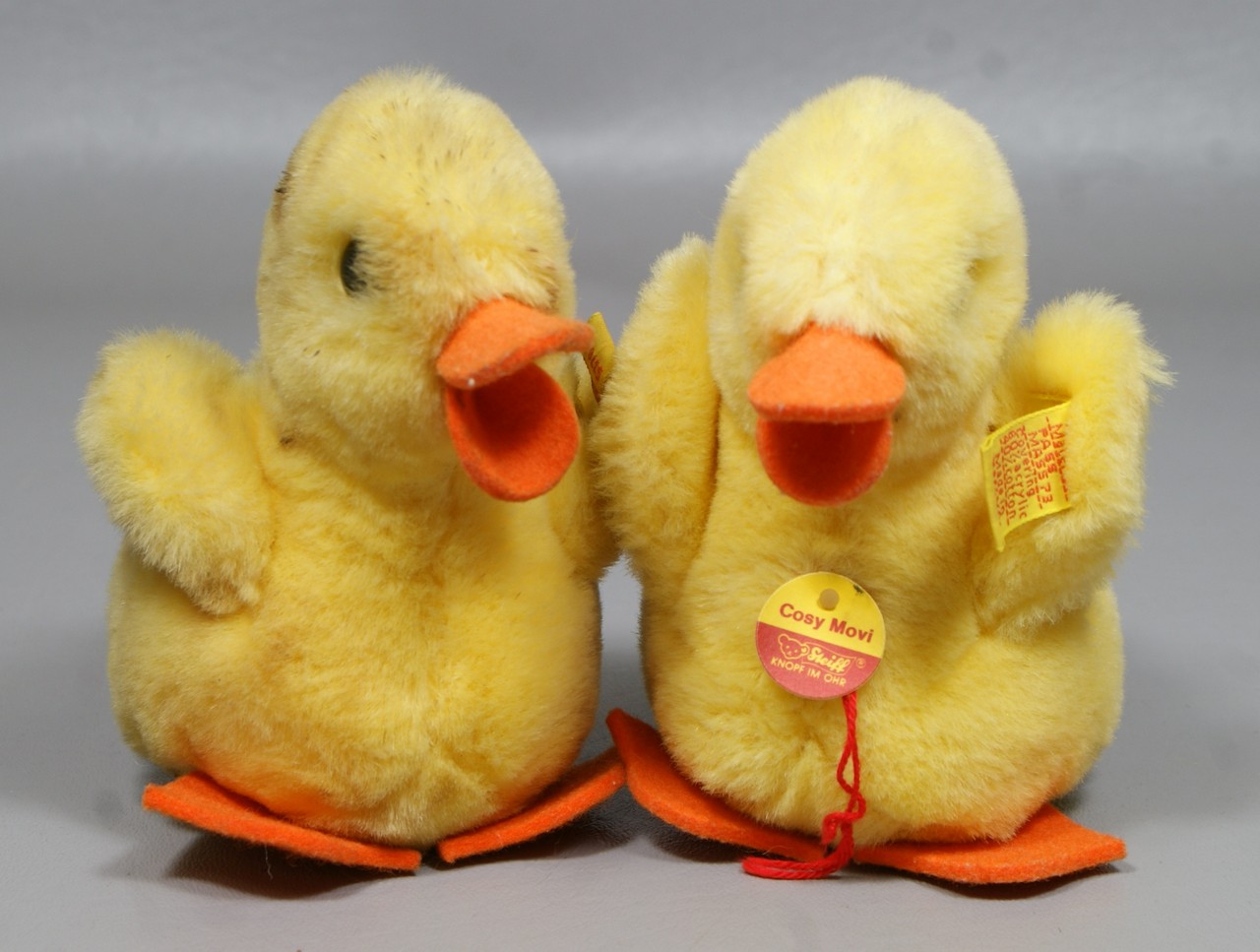 Appraisal: Steiff Cosy Movi ducks both with ear button and tag