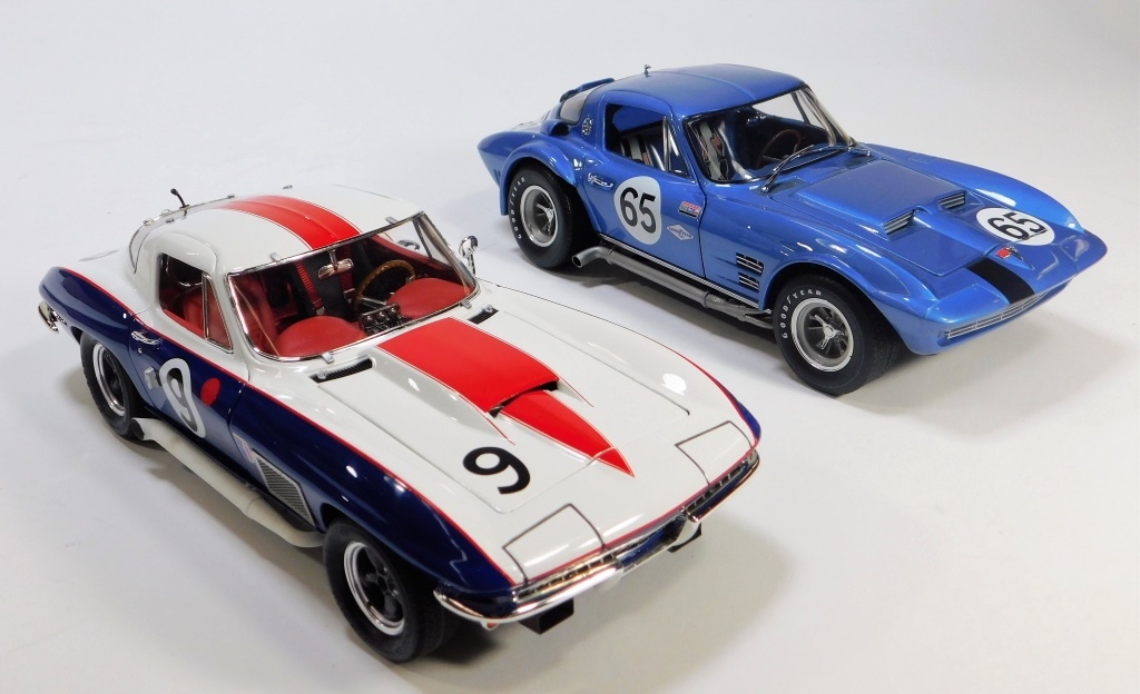 Appraisal: EXOTO RACING LEGENDS CHEVROLET CORVETTE CAR United States ContemporaryTwo scale