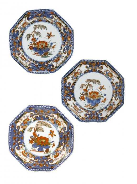 Appraisal: A DERBY OCTAGONAL PLATE FROM THE LOWTHER CASTLE SERVICE enamelled