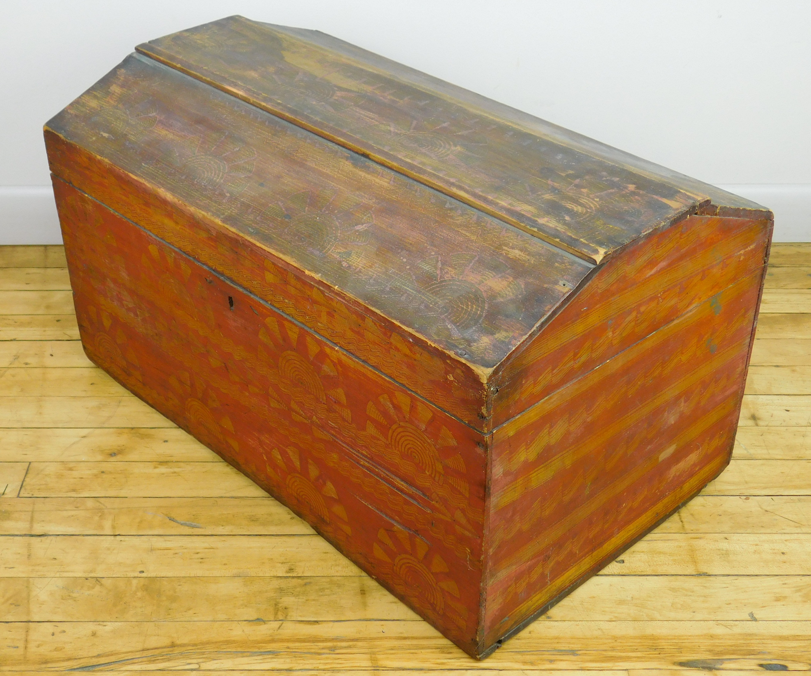 Appraisal: th c hand-decorated trunk x x ''