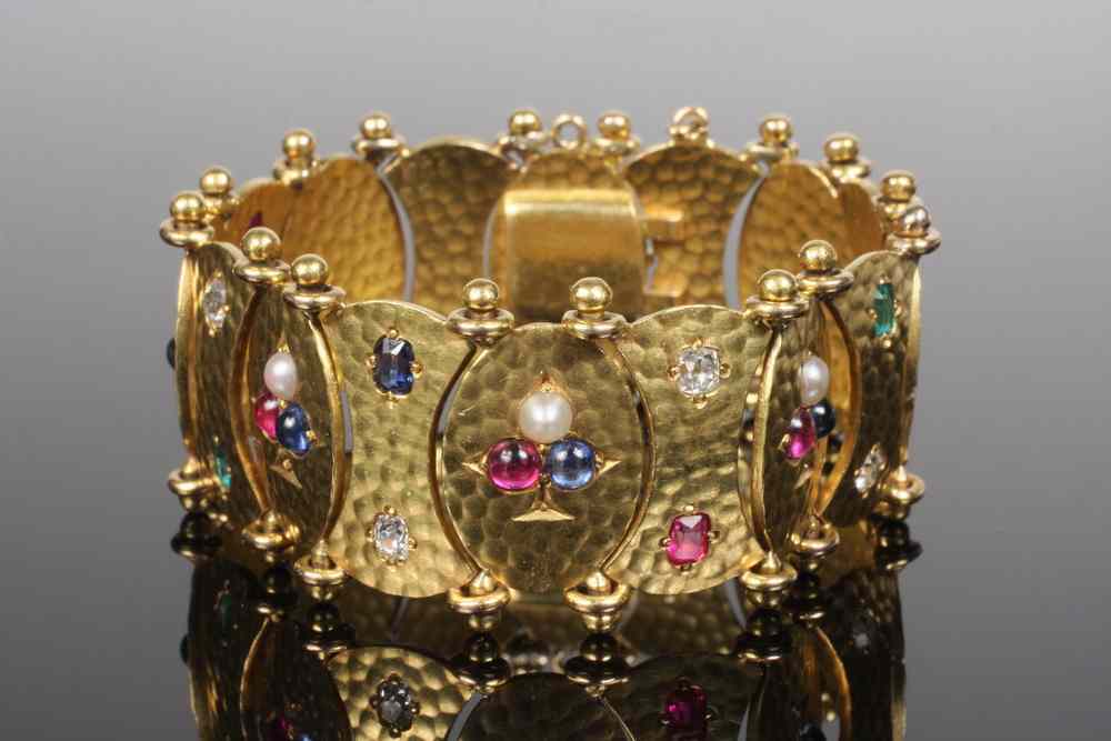 Appraisal: BRACELET - Important Russian Faberge K yellow gold link bracelet