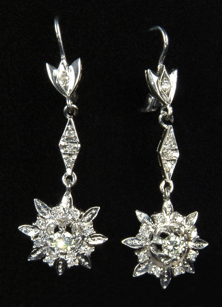 Appraisal: PAIR OF DIAMOND AND K WHITE GOLD DANGLE EARRINGS Each