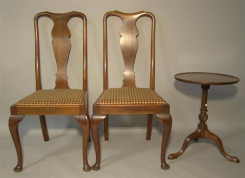 Appraisal: A PAIR OF QUEEN ANNE STYLE MAHOGANY SIDE CHAIRS TOGETHER