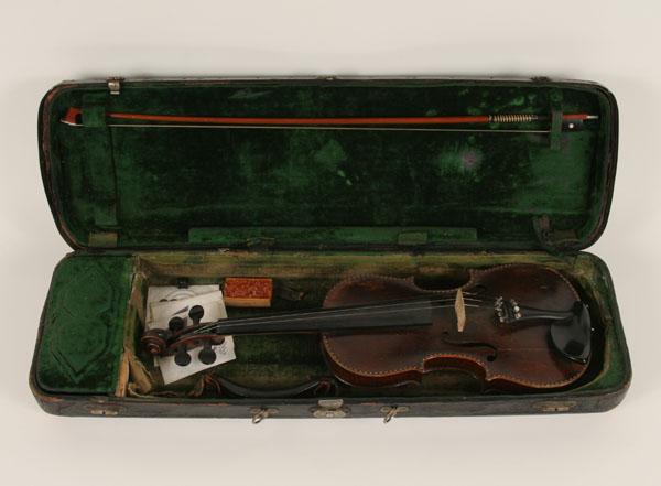 Appraisal: Late th early th century German violin inlaid with mother