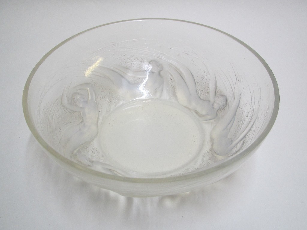 Appraisal: Lalique 'Ondines' pattern opalescent glass bowl with sea sprites eengraved