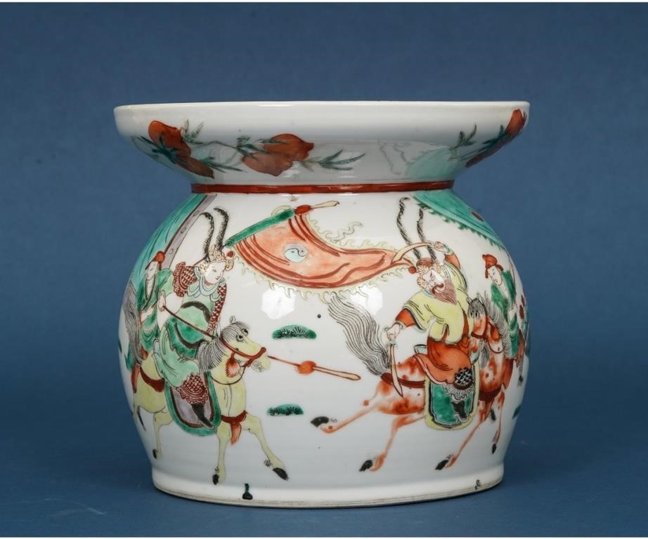 Appraisal: Chinese porcelain Famille verte Zhadou slop jar th c decorated