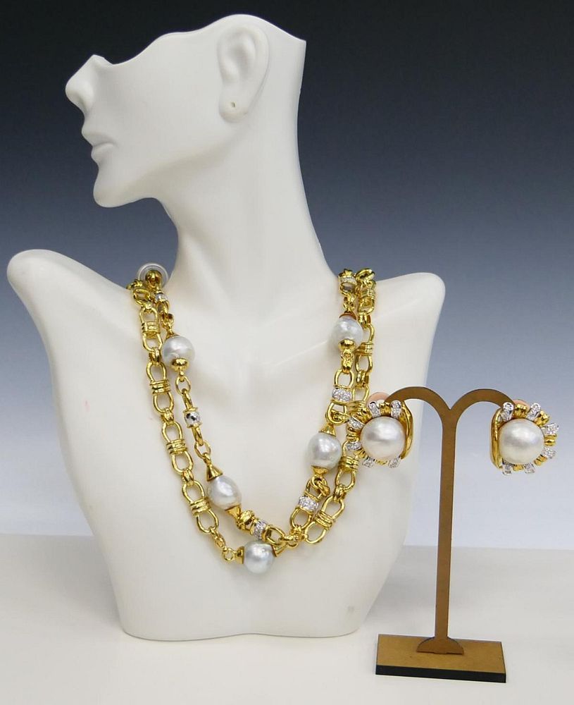 Appraisal: HEAVY KT Y GOLD SOUTH SEA PEARL DIAMOND SUITE Heavy