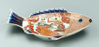 Appraisal: Japanese Imari fish-shaped dish porcelain with interior scene of samurai