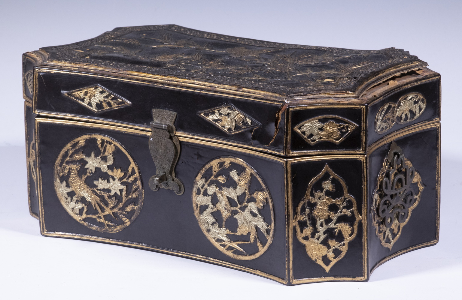 Appraisal: CHINESE EXPORT GILT DECORATED BLACK LACQUER JEWELRY BOX th c