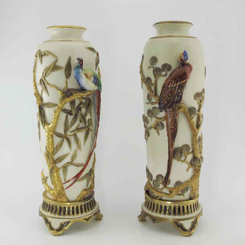 Appraisal: RARE PAIR OF WORCESTER VASES CA Raised design of colorful