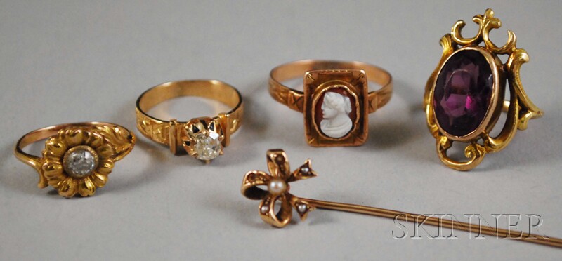 Appraisal: Five Antique Gold Jewelry Items four rings two diamond one