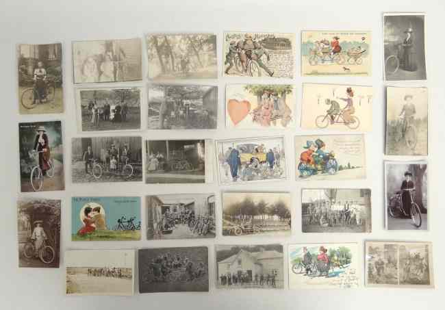 Appraisal: Lot of assorted post cards