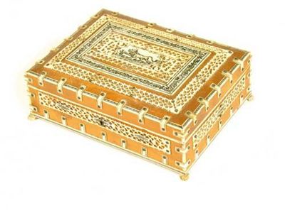 Appraisal: An Anglo-Indian sandalwood ivory and lac decorated box the top