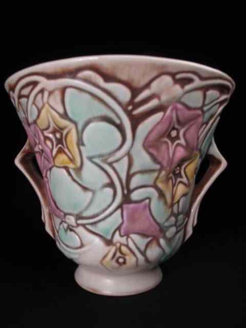 Appraisal: Roseville pottery vase in the Morning Glory pattern Original paper