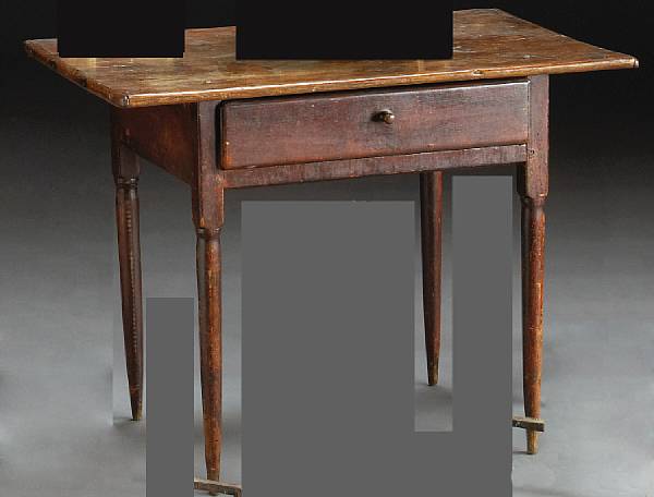 Appraisal: An American red stained pine and maple single drawer tavern