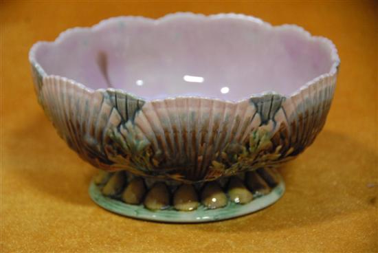 Appraisal: MAJALICA SEAWEED AND SHELLS BOWL Etruscan majolica