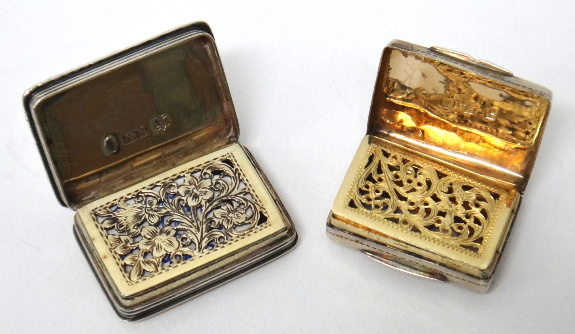 Appraisal: A silver rectangular vinaigrette with a floral pierced and engraved