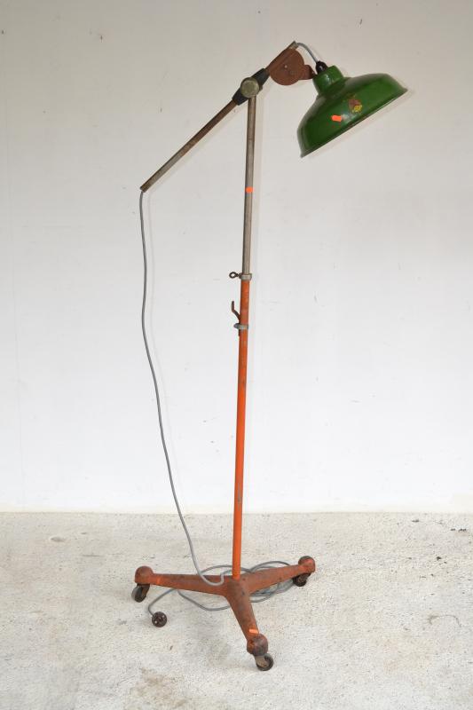 Appraisal: AN INDUSTRIAL FLOOR LAMP AN INDUSTRIAL FLOOR LAMP