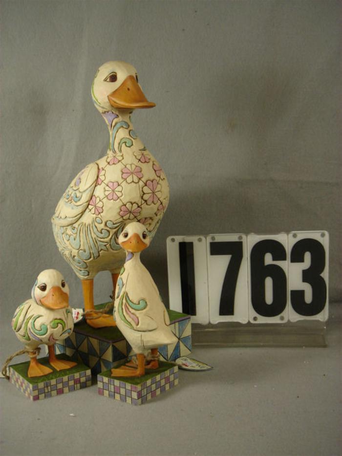 Appraisal: Jim Shore Heartwood Creek Set of Ducks garden statue number