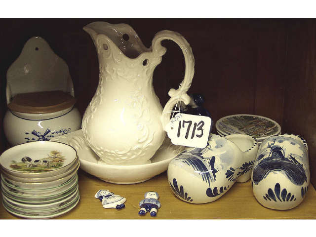 Appraisal: Collection of china and porcelain Estimate -