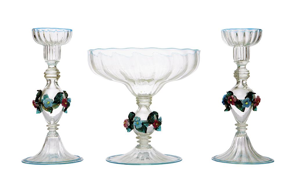 Appraisal: GINO CENEDESE - A MURANO GLASS SUITE comprising a comport