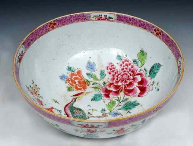 Appraisal: A SAMSON 'FAMILLE ROSE' PORCELAIN CIRCULAR BOWL