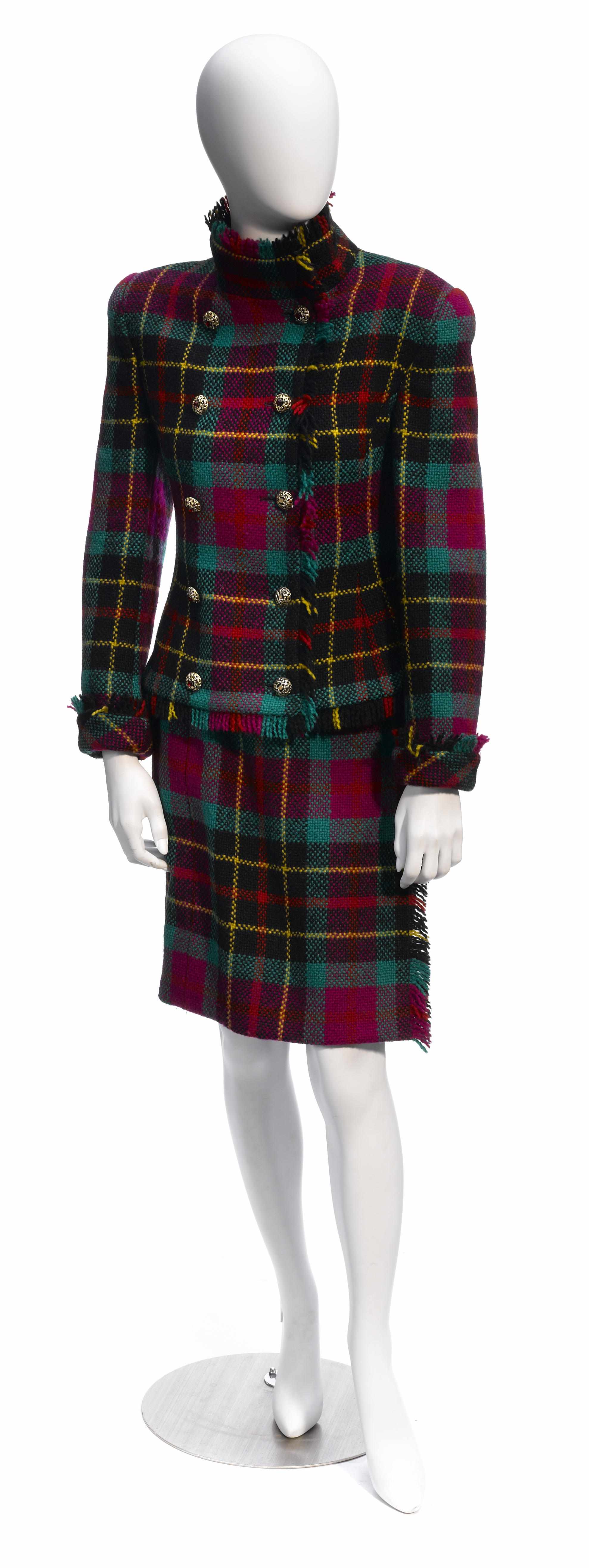 Appraisal: An Oscar de la Renta red plaid tweed jacket and