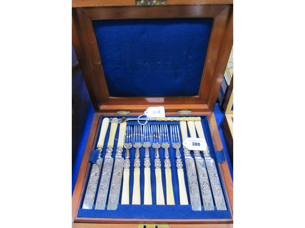 Appraisal: Lot comprising cased piece fruit cutlery set and a pickle