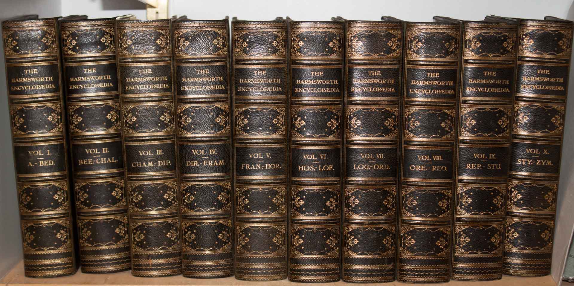 Appraisal: Sets Bindings Harmsworth Encyclopedia London vols to half calf gilt