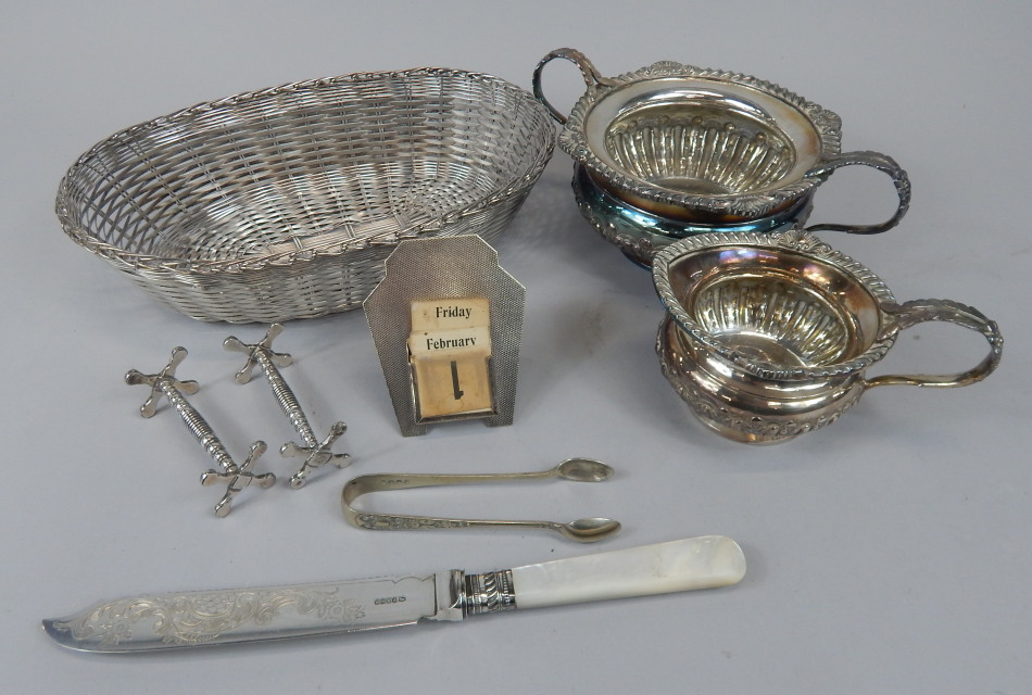 Appraisal: A collection of silver plate to include a mid thC