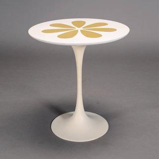 Appraisal: Knoll Saarinen Tulip Side Table Height inches Width inches