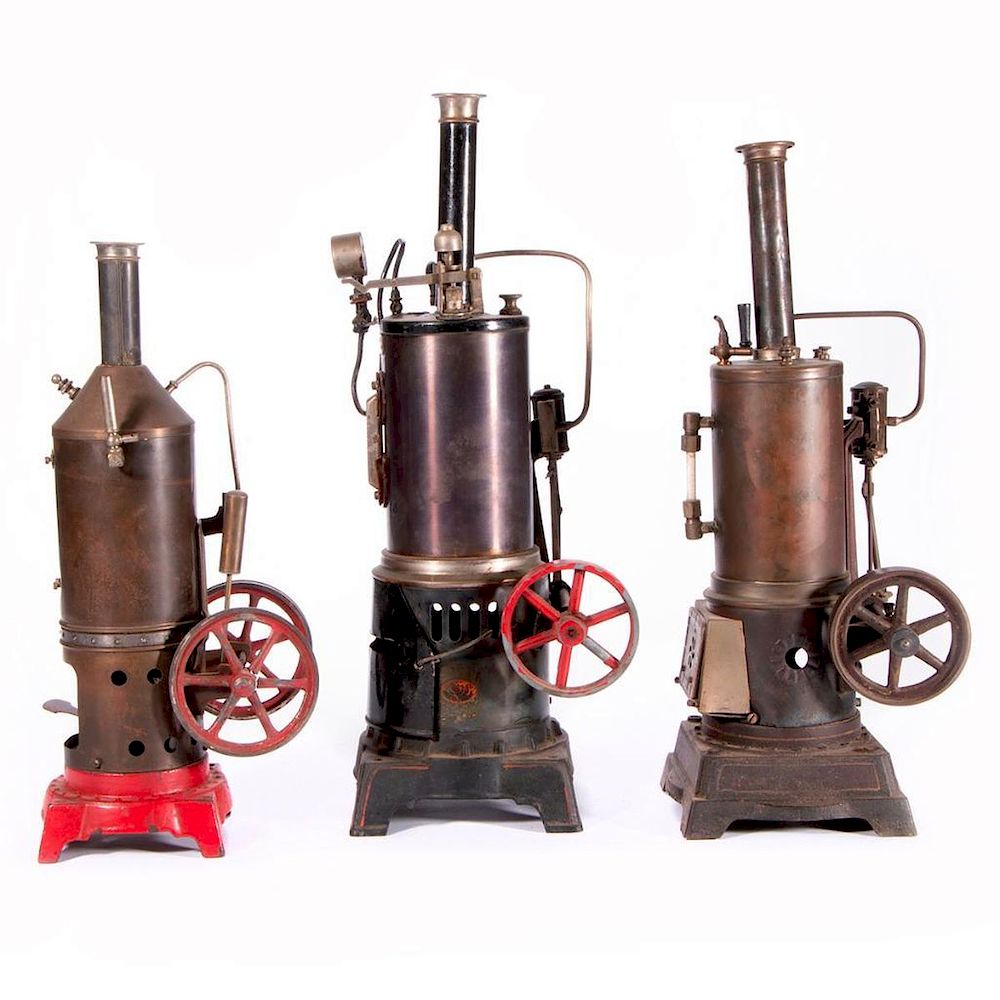 Appraisal: Three toy steam engines Three pre WW II German steam