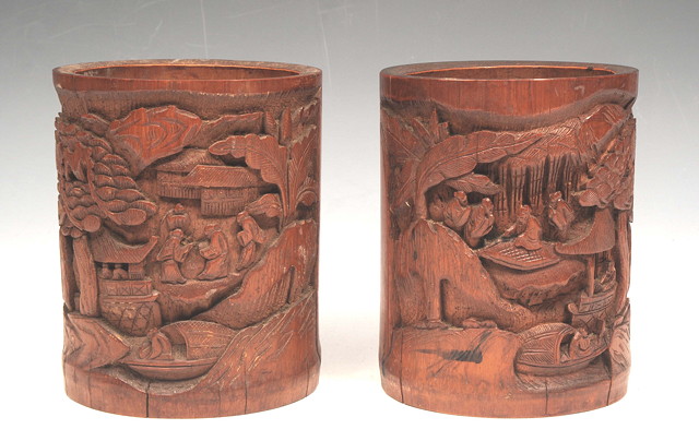 Appraisal: A PAIR OF OLD CHINESE BAMBOO CYLINDRICAL BRUSH BOXES with